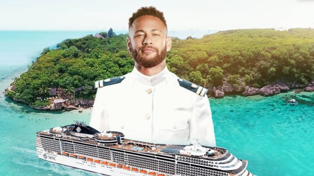 Ney en Altamar crucero fiesta